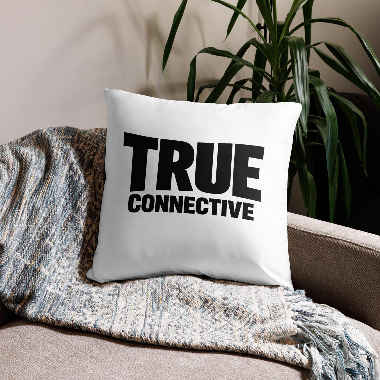 TRUE CONNECTIVE Kissen "Limited"